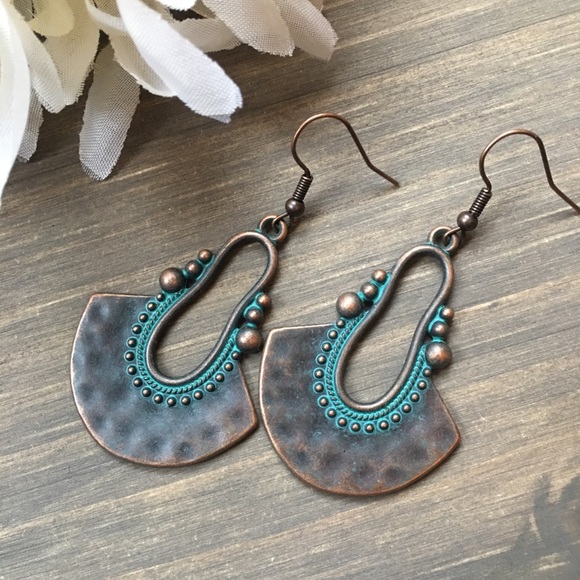 Boho rustic antique copper dangle drop earrings - Picture 4 of 6